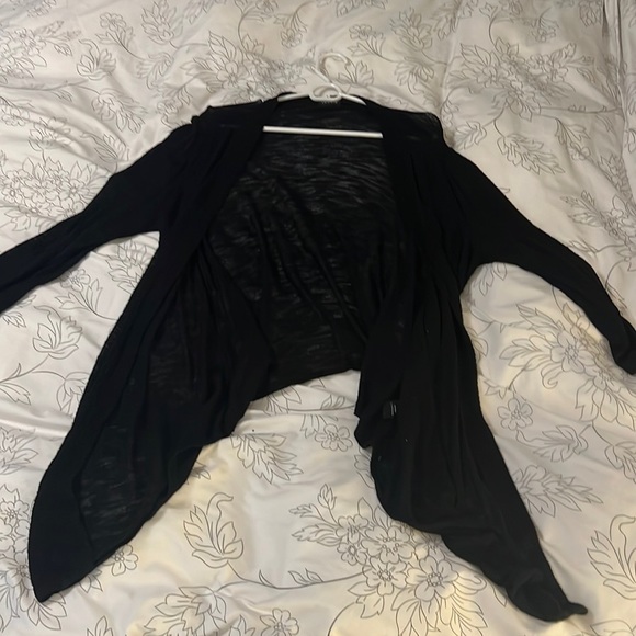 Sheer drape front black cardigan size 1 torrid - Picture 1 of 3